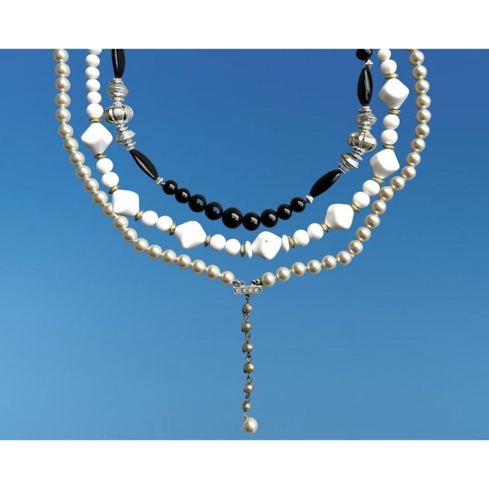VTG White cube beaded, Silver tone & black beaded, faux pearl beaded necklaces